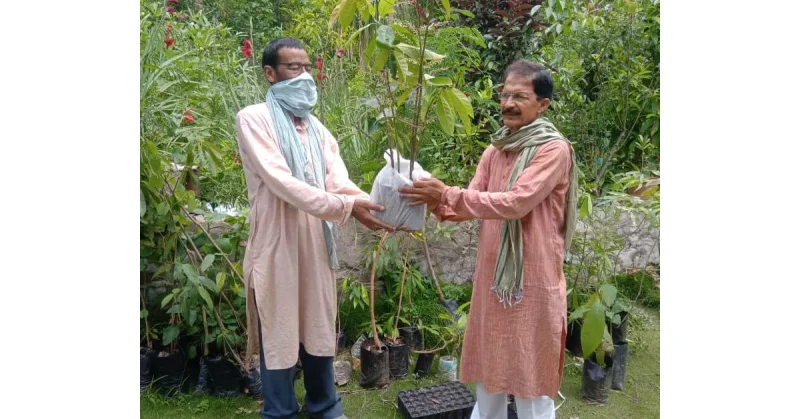 अमस्यारी के बसंत जोशी गाँव में लाये हरियाली शोरगुल से बचकर साधा लक्ष्य,अब बोलने लगा काम