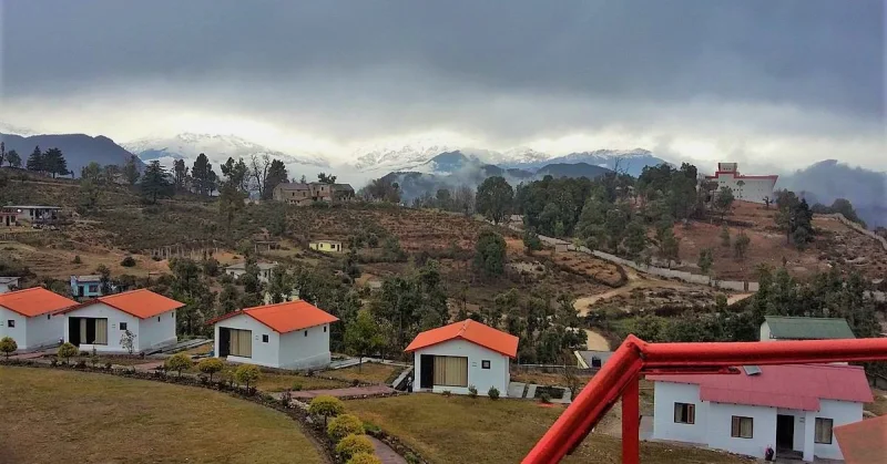 हिमालय की गोद में बसा एक छोटा, शांत और सुन्दर स्थान चौकोड़ी